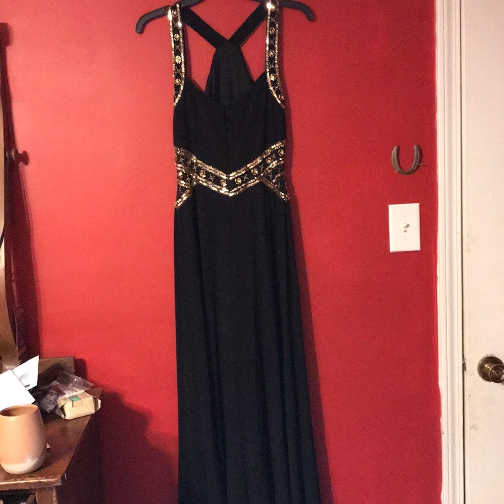 Beautiful Prom Dress! - Picture 4 of 6